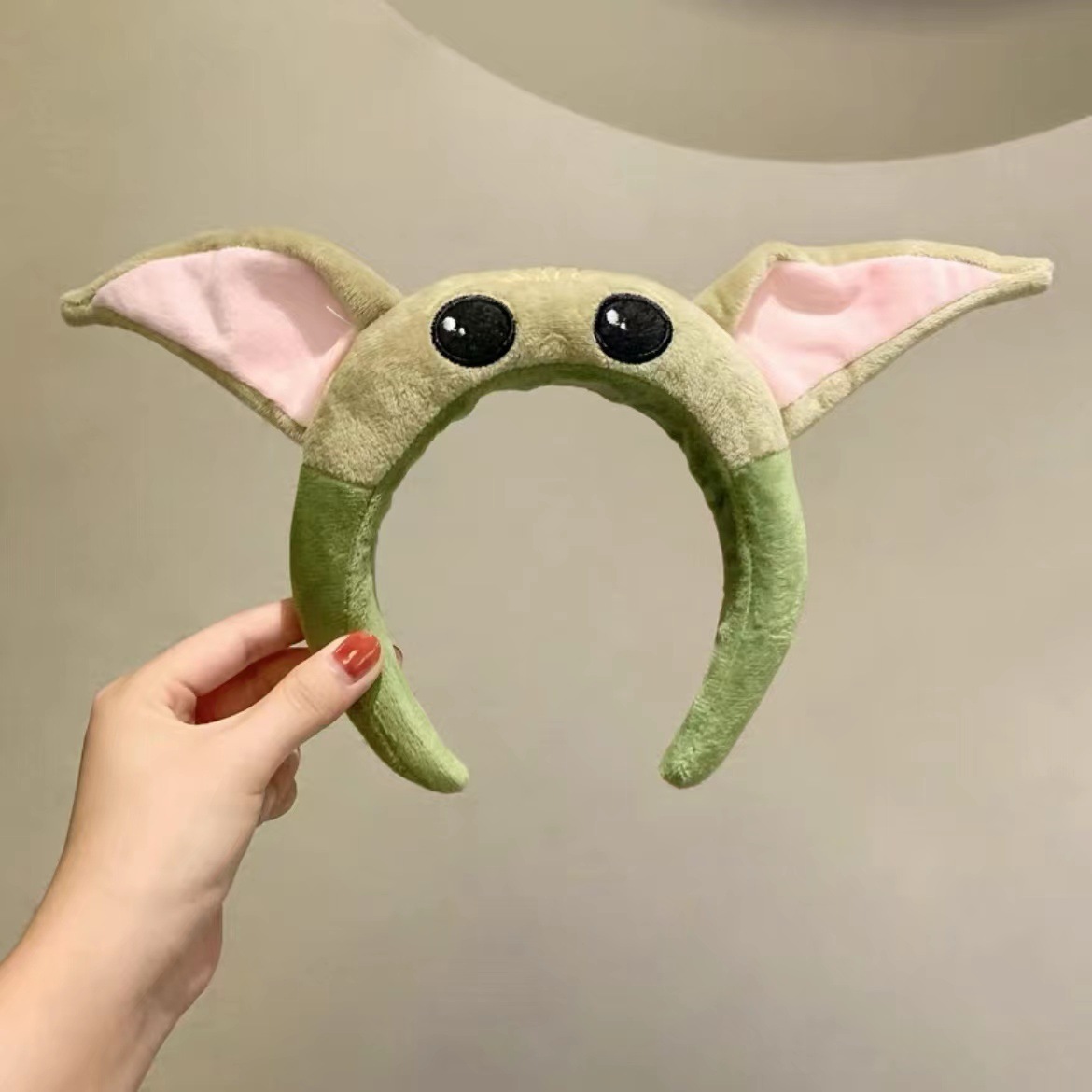 Star WarsNew Yoda Headbands Ha - Baby Yoda Products のレビューと価格