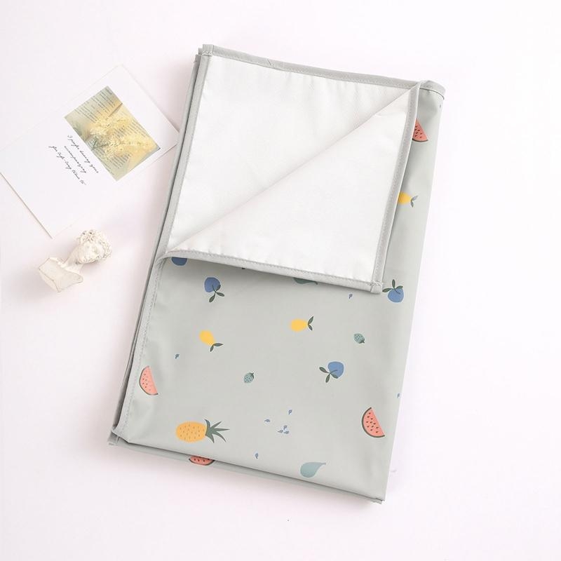 J15U 35x50cm Portable Baby Cha - Diaper Changing Mat のレビューと価格